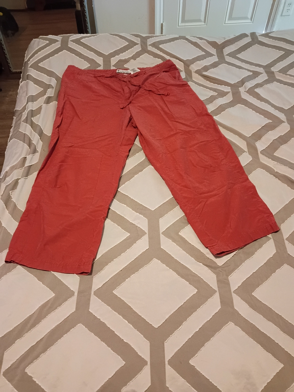 Columbia Women's Coral Red Capris with Drawstring Waist